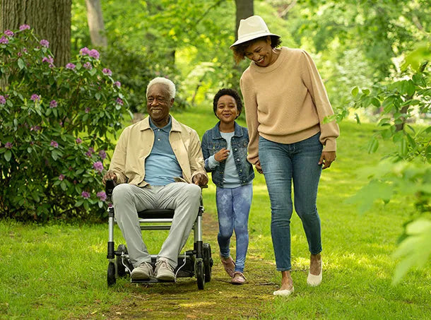 🔥Almost sold out⚡ Folding Power Chair Left- or Right-handed Control✨✅450-lb Weight Capacity